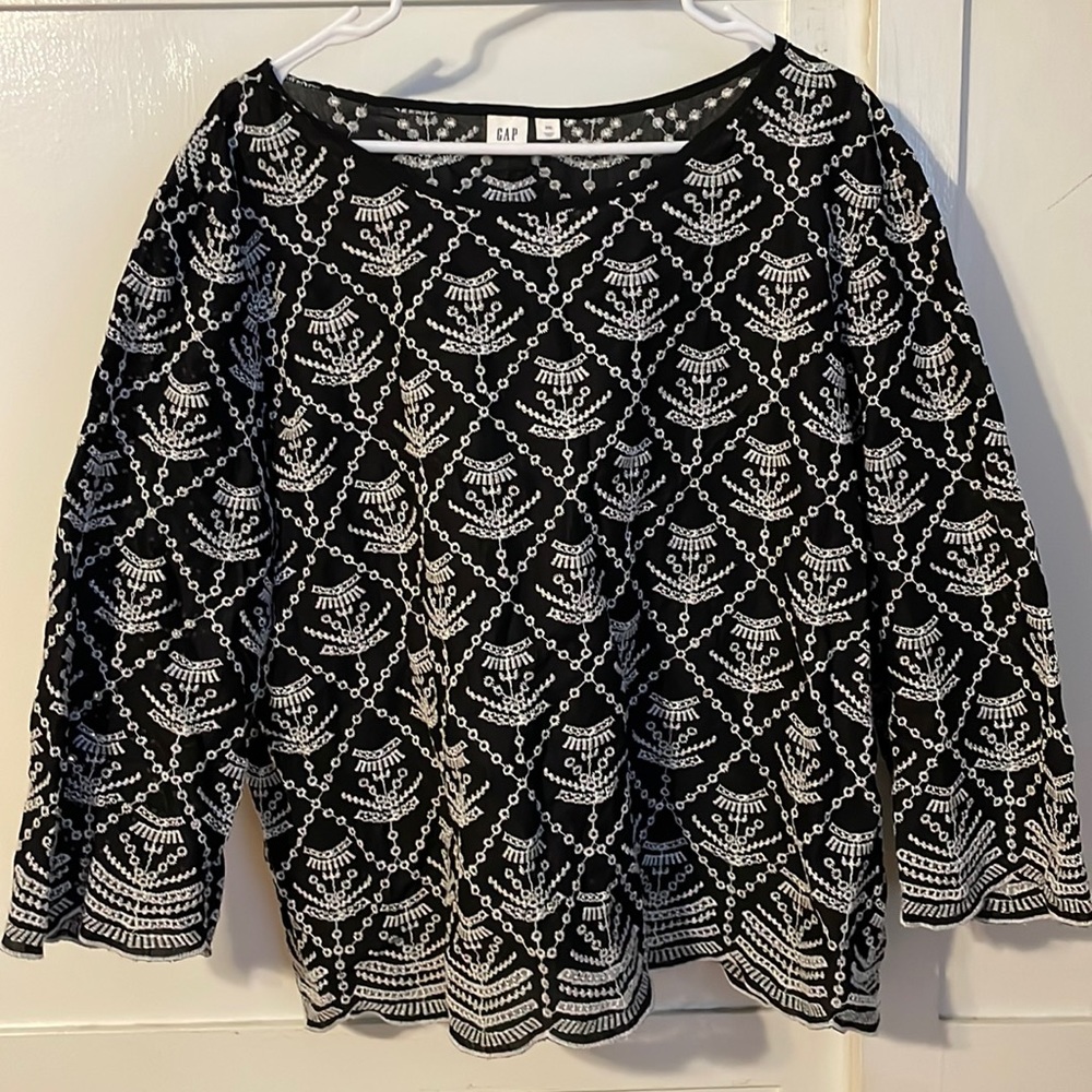 NWOT GAP Black Eyelet Blouse